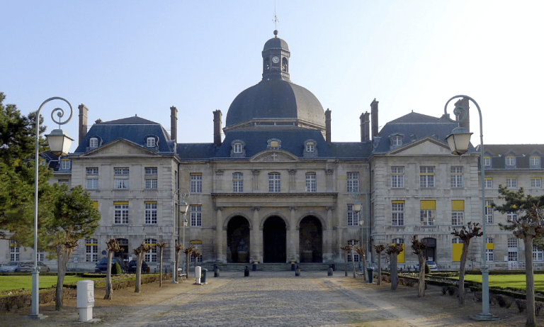 Hôpital Universitaire Pitié Salpêtrière