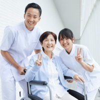 How Multilingual Patient Support Reduces Health Disparities in Diverse Communities